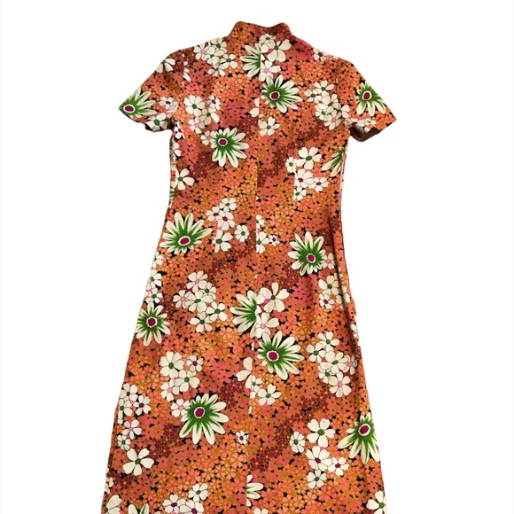 Stunning Vintage Floral Print Cheongsam Dress - Picture 2 of 5